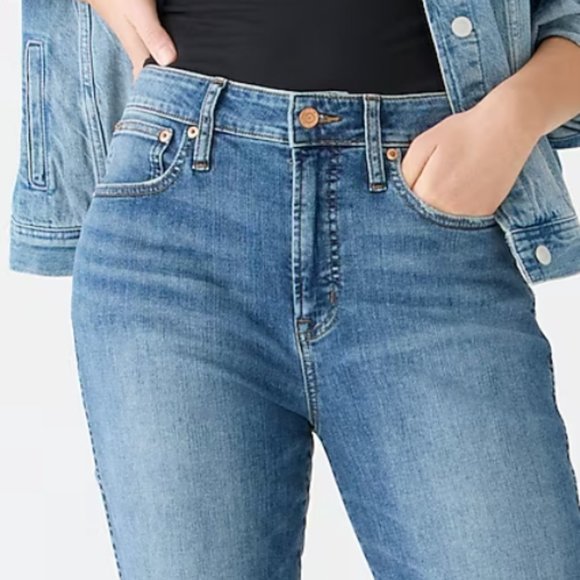 J. Crew Denim - J C R E W  Curvy vintage slim-straight jean in Warm Surf wash